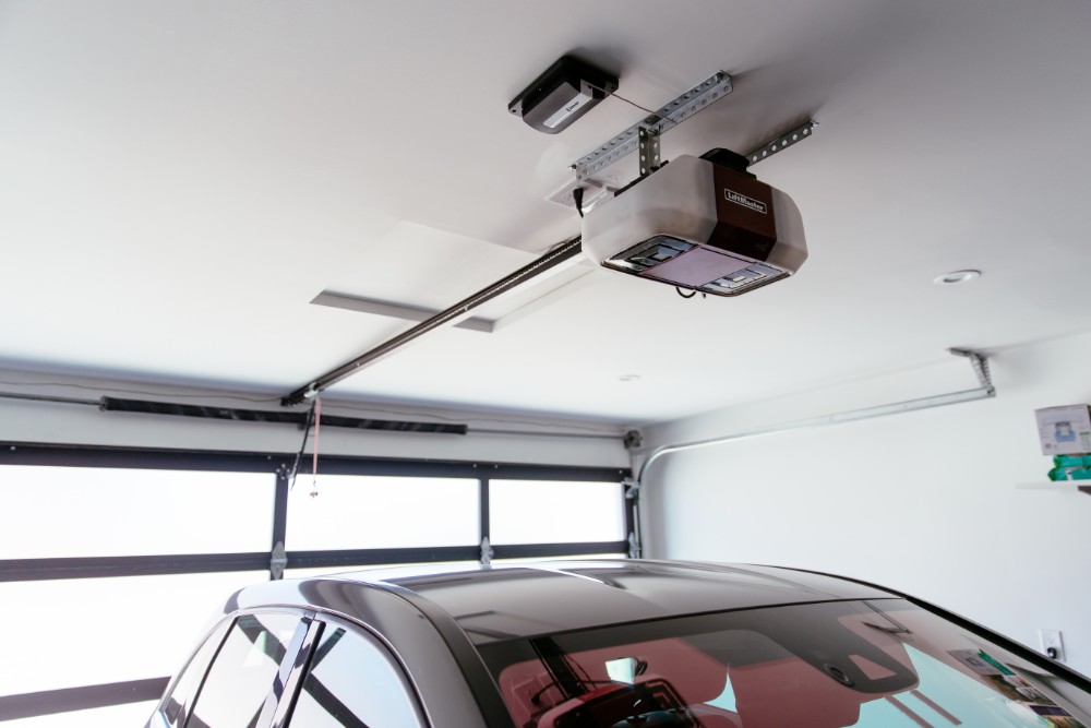 Garage Door Controller Image